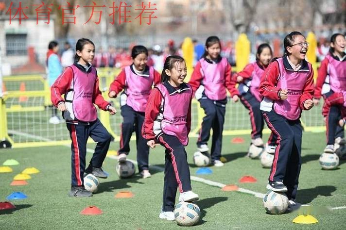 足球公益携手SOS儿童村 亚足联－中国足协社会责任活动在蓉举行
